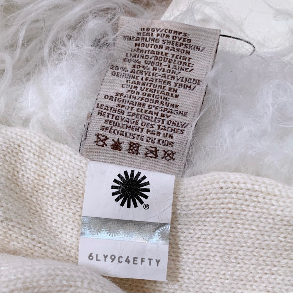 UGG Mongolian Pocket Scarf In Ivory - Picture 6 of 7